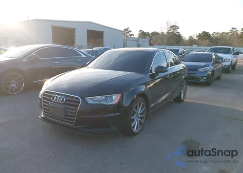 2015 Audi A3 1.8T Premium из США, поврежденный, VIN WAUACGFFXF1032776
